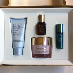 *NEW* Estée Lauder Anti-Wrinkle skincare set